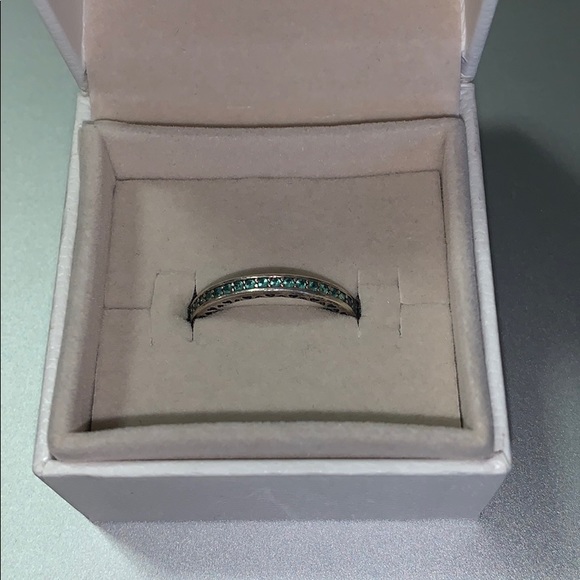 Pandora Jewelry - Disney Parks Pandora Sparkle & Hearts Ring Pandora Jewelry - Disney Parks Pandora Sparkle & Hearts Ring
